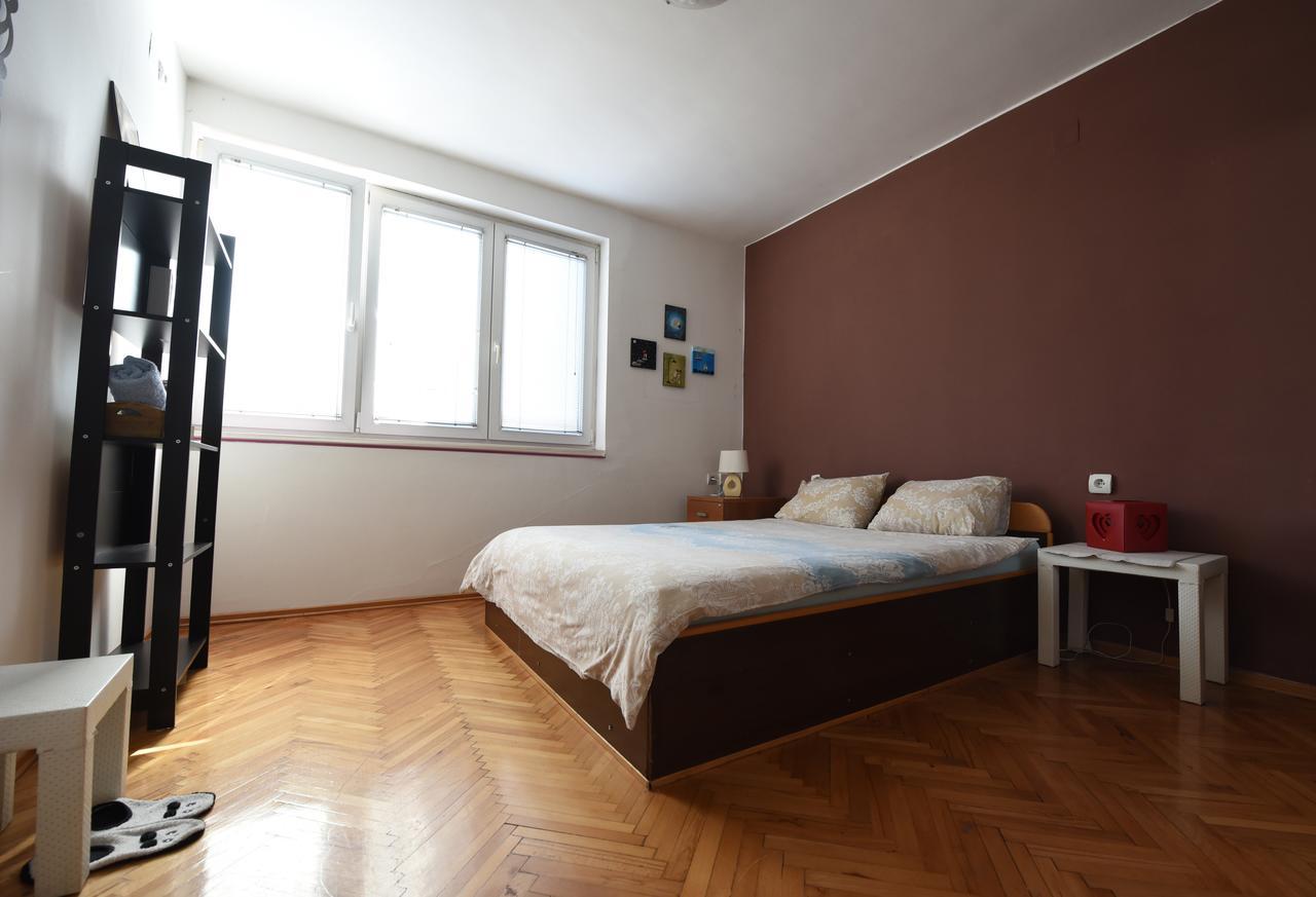 Square Vanilla Apartments Skopje Buitenkant foto