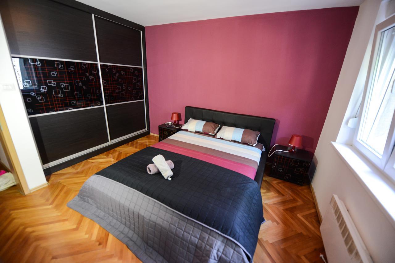 Square Vanilla Apartments Skopje Buitenkant foto